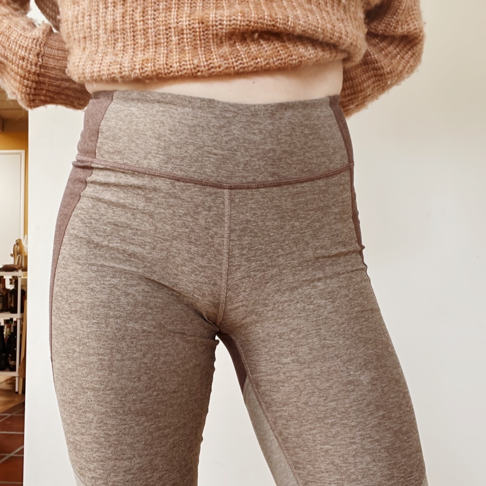 Outdoor Voices 7/8 Tri Tone Warm Up Legging